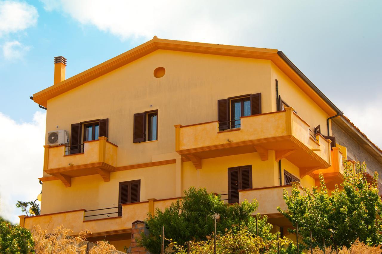 Casa Vacanze Sandalia Bosa Exterior foto